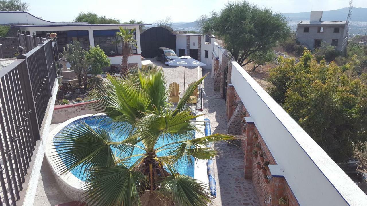 La Casona Azul Bed N Breakfast Santa Rosa de Jauregui المظهر الخارجي الصورة