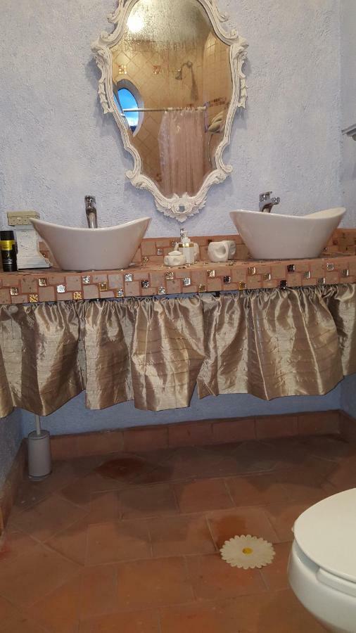 La Casona Azul Bed N Breakfast Santa Rosa de Jauregui المظهر الخارجي الصورة