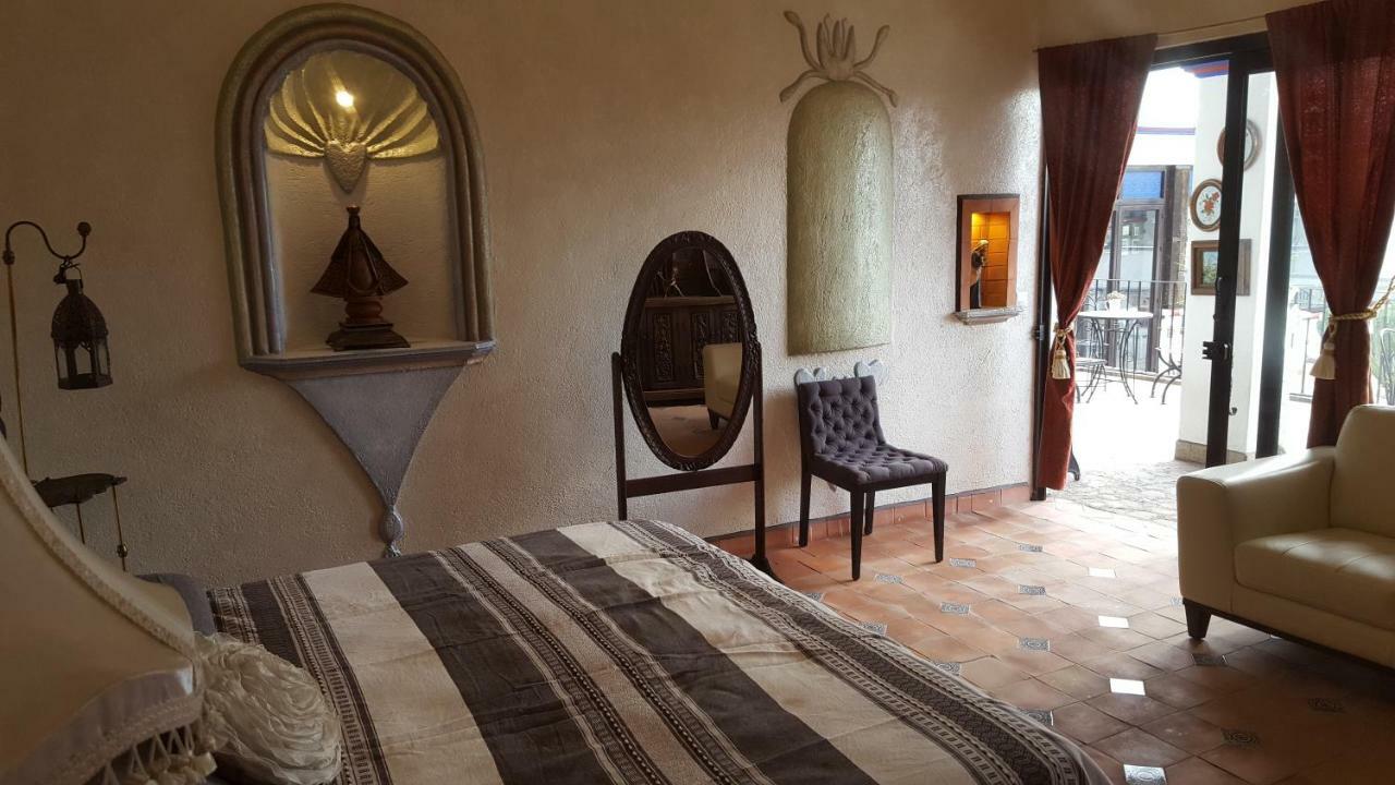 La Casona Azul Bed N Breakfast Santa Rosa de Jauregui المظهر الخارجي الصورة