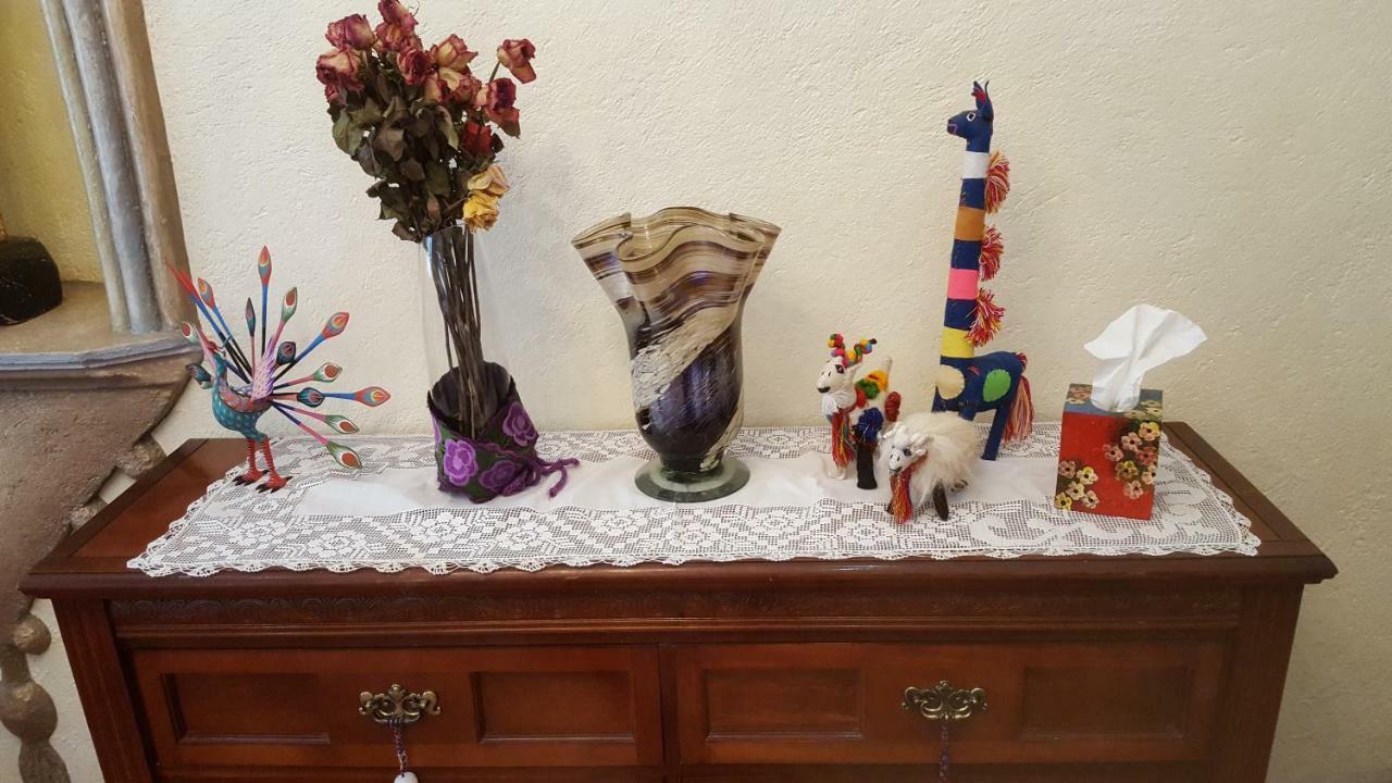 La Casona Azul Bed N Breakfast Santa Rosa de Jauregui المظهر الخارجي الصورة