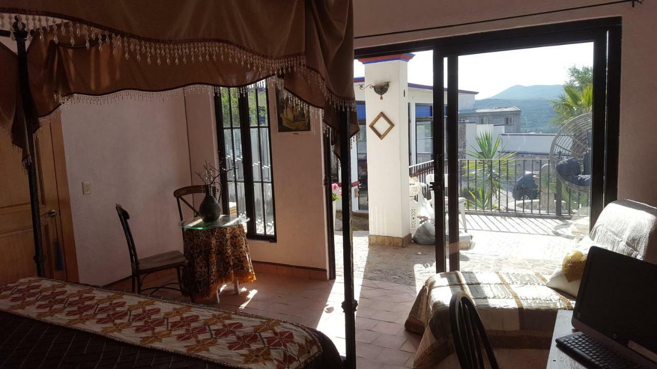 La Casona Azul Bed N Breakfast Santa Rosa de Jauregui المظهر الخارجي الصورة