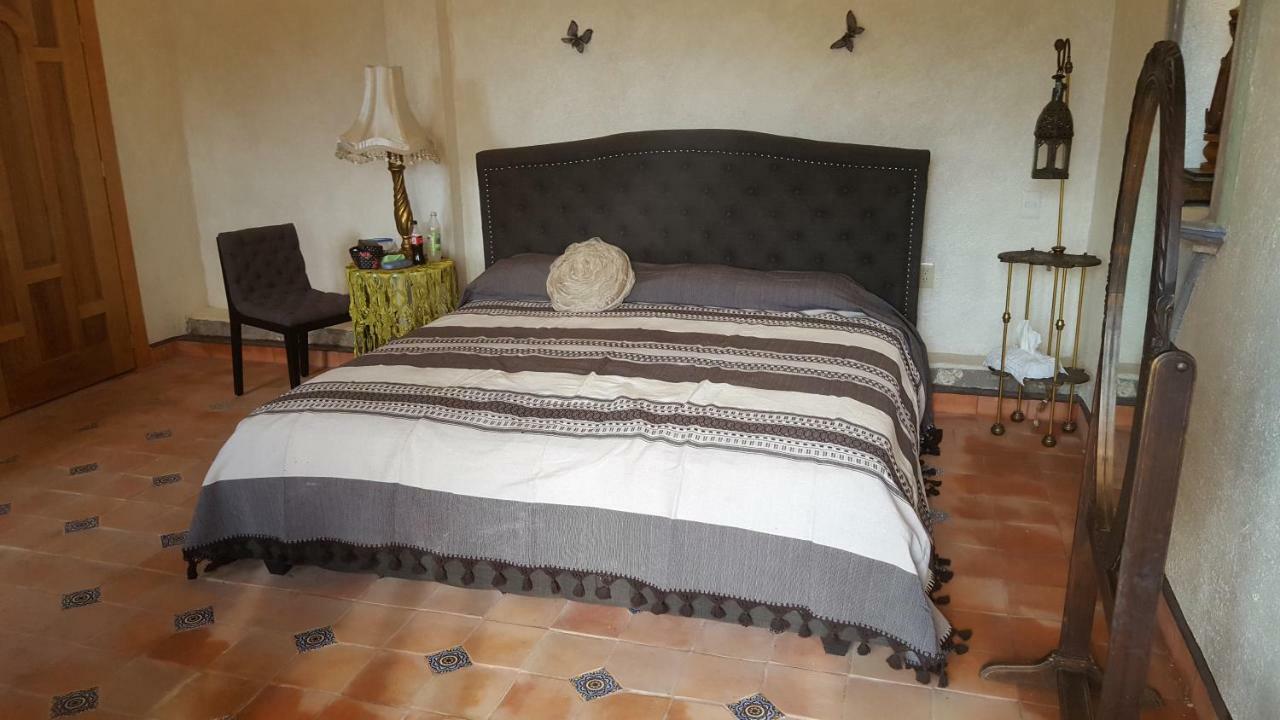 La Casona Azul Bed N Breakfast Santa Rosa de Jauregui المظهر الخارجي الصورة