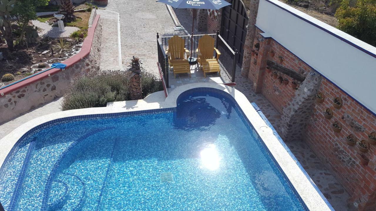 La Casona Azul Bed N Breakfast Santa Rosa de Jauregui المظهر الخارجي الصورة