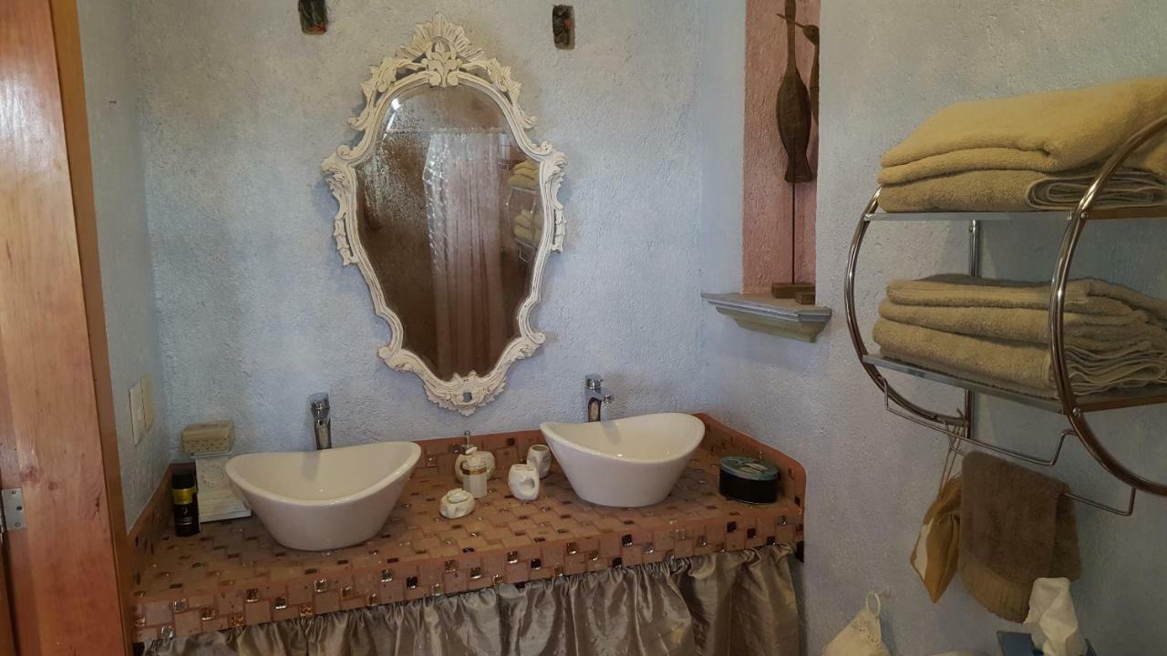La Casona Azul Bed N Breakfast Santa Rosa de Jauregui المظهر الخارجي الصورة